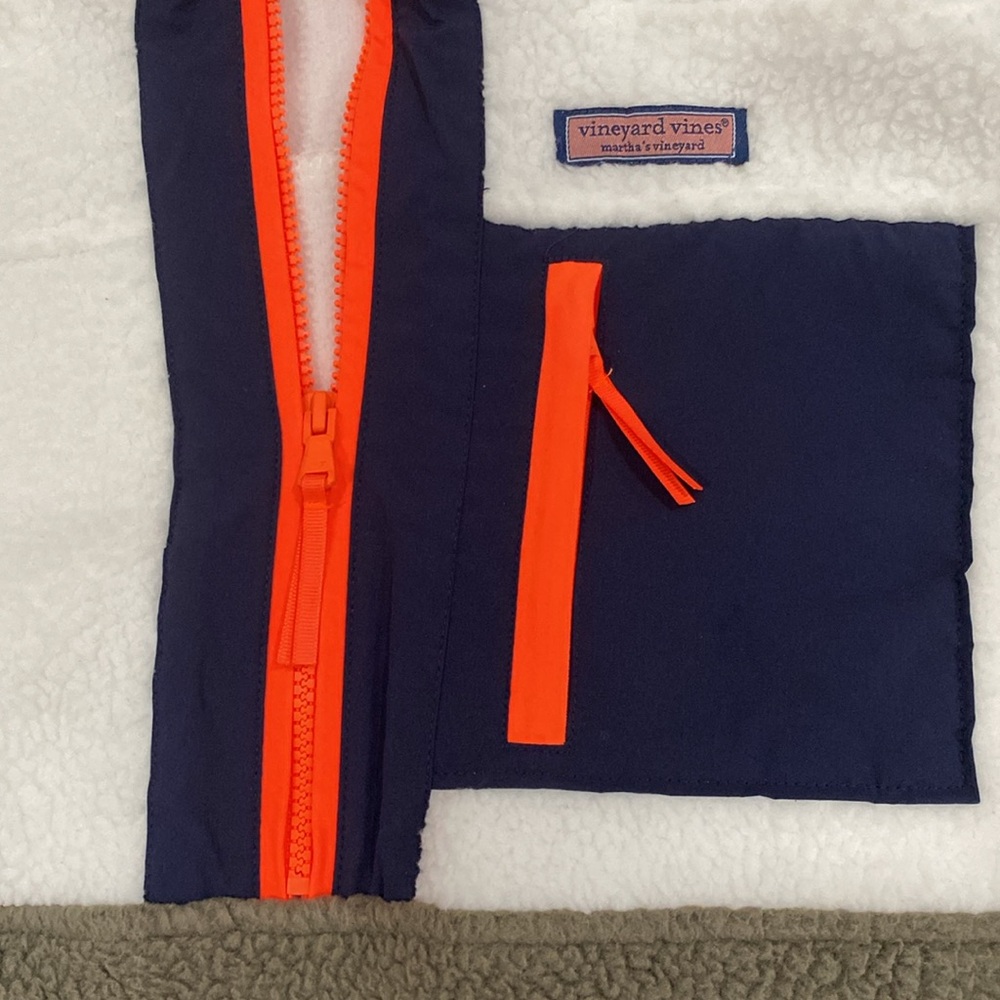 Vineyard Vines Colorblock Sherpa Zip Sweater - Picture 4 of 7